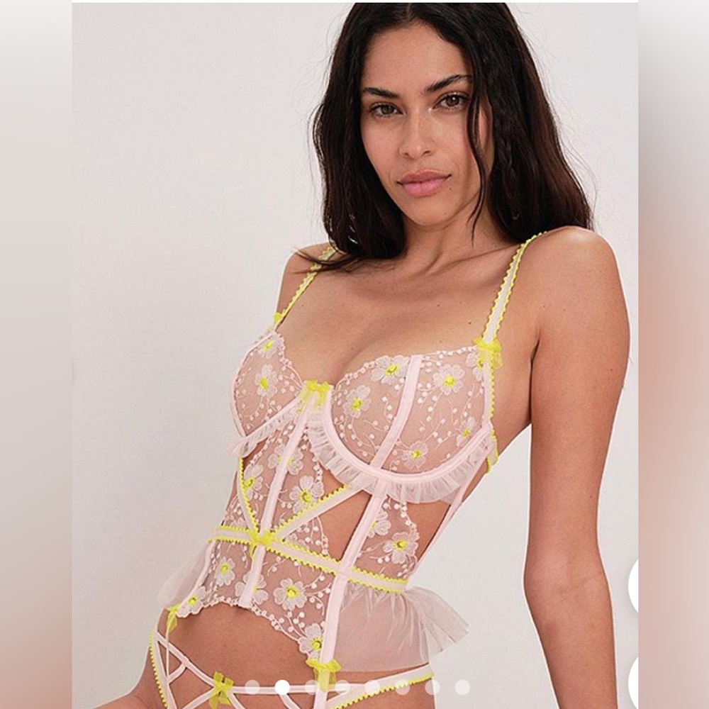 NWT For Love And Lemons Daisy Lace Bustier in Pink and Yellow